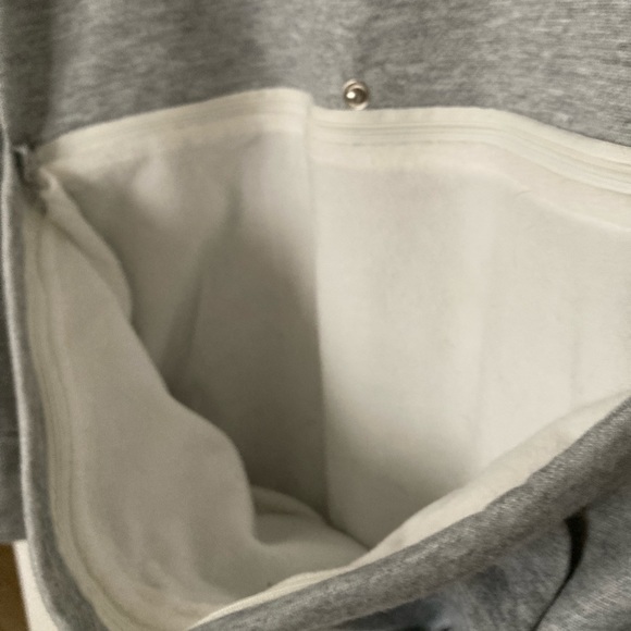 Pet pouch hooded sweatshirt XXL (runs small) - Picture 4 of 7